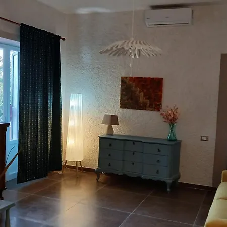 Casa Ribe Apartment Morlupo